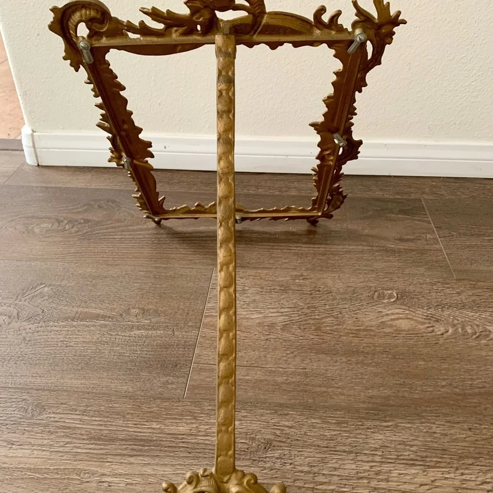 Vintage Iron Art Free Stand Pictured Frame